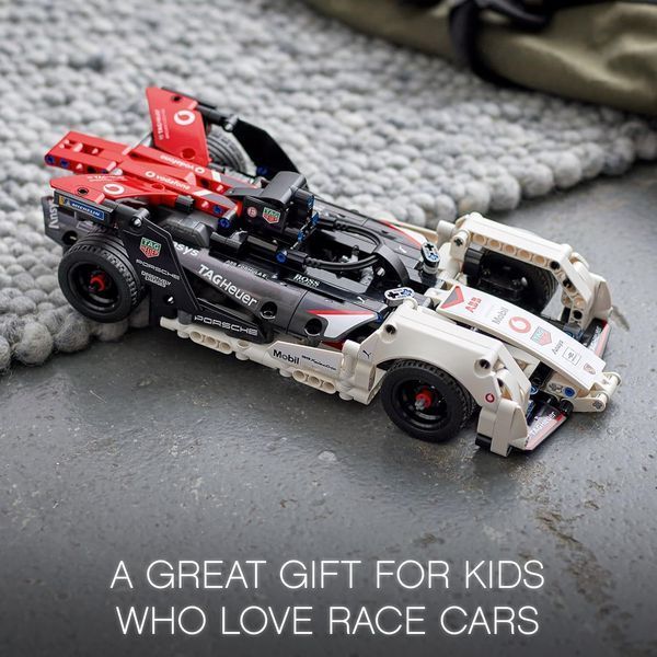 Конструктор LEGO Technic Formula Porsche X Electric (42137) 42137 фото