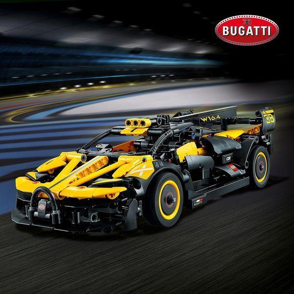 Конструктор LEGO Technic Bugatti Bolide (42151) 42151 фото