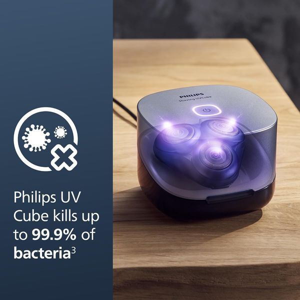 PHILIPS Norelco Shaver 7900 бритва с UV Sanitizing Cube S7889/91 S7889/91 фото