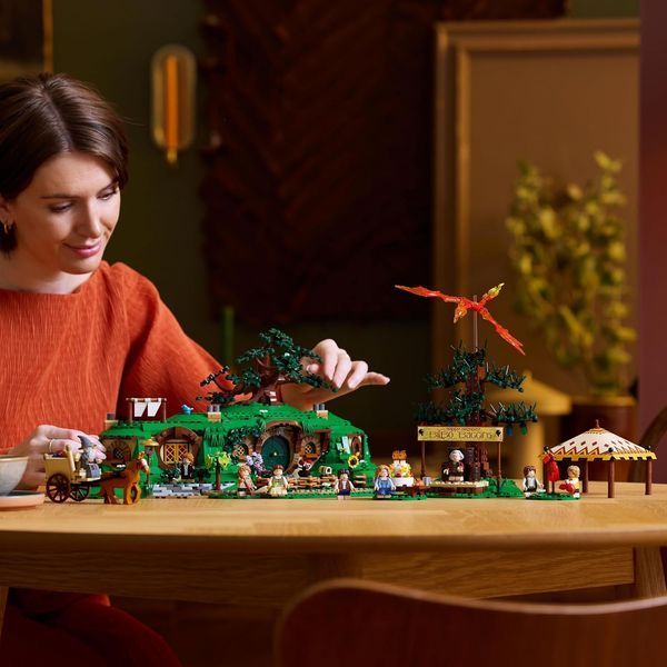Конструктор LEGO Icons Володар кілець: Шир (10354) 10354 фото